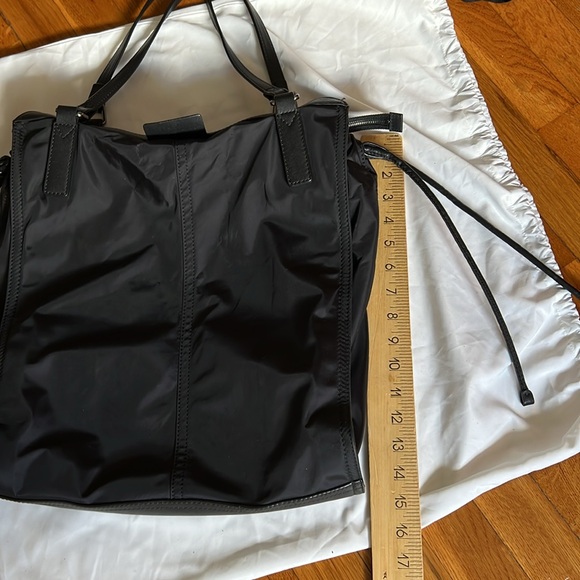 Burberry Vintage Tote EUC - Picture 6 of 16